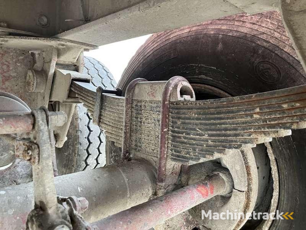 General-Trailers 2 ESSIEUX