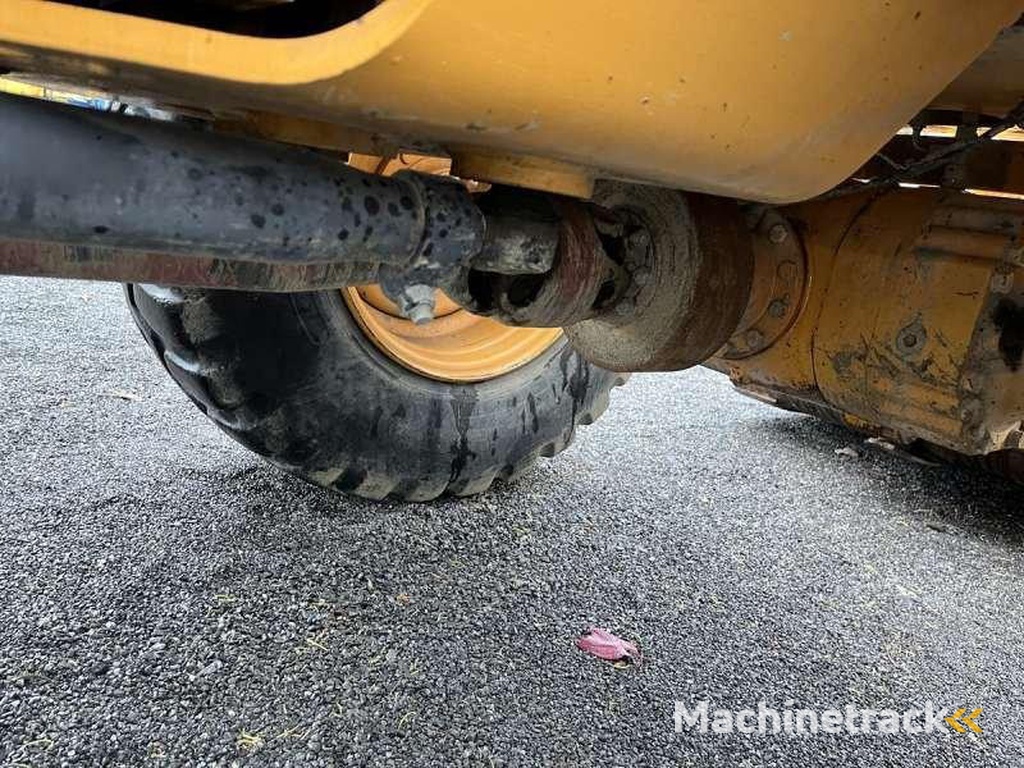 Liebherr L514-Stereo