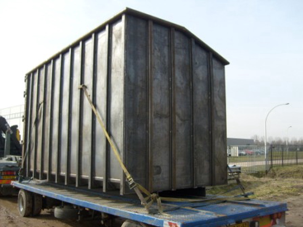 Gemakbak diverse containers speciaal bouw