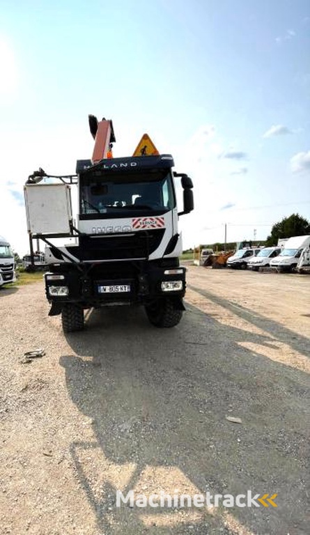 Iveco Trakker