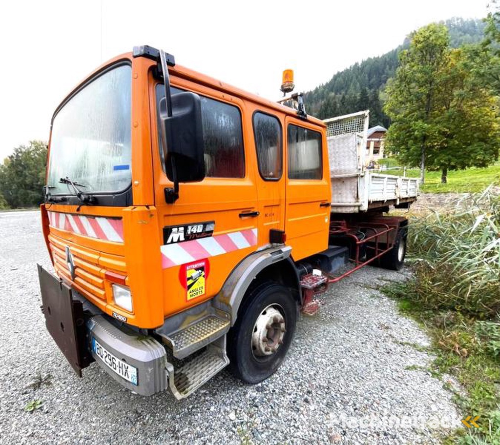 Renault DOUB-CAB-M-140