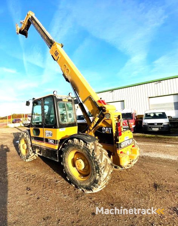 Caterpillar TH62-4-ROUES-MOTRICES-DIRECTIONNELLES