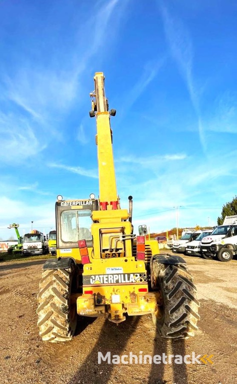 Caterpillar TH62-4-ROUES-MOTRICES-DIRECTIONNELLES