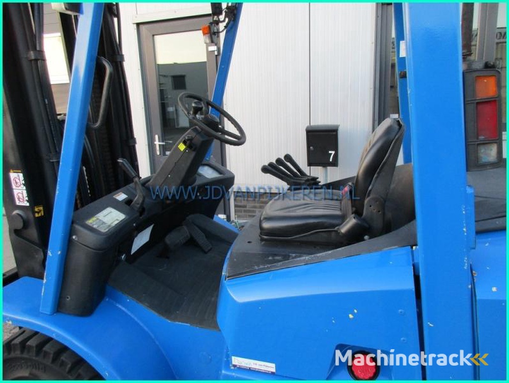 Hyster H4.50XM-5000kg-diesel-triplex5.3m-shift-4xhydr-4705uur