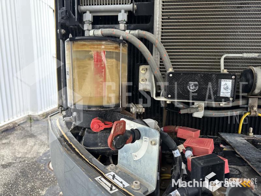 Liebherr R926-COMPACT