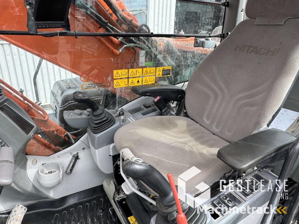 Hitachi ZX250LCN-5B
