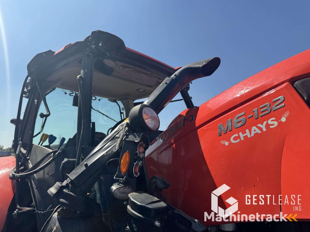 Kubota M6-132