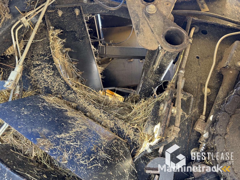 New Holland BB-9070-CROPCUTTER