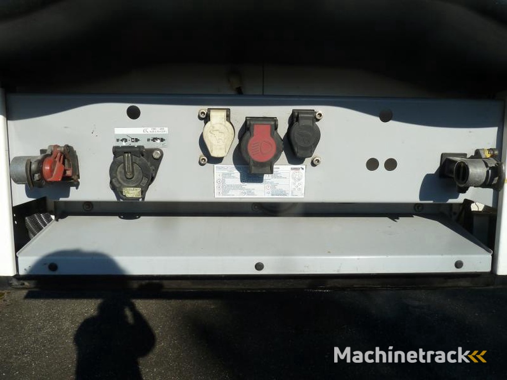 Schmitz-Cargobull SKO