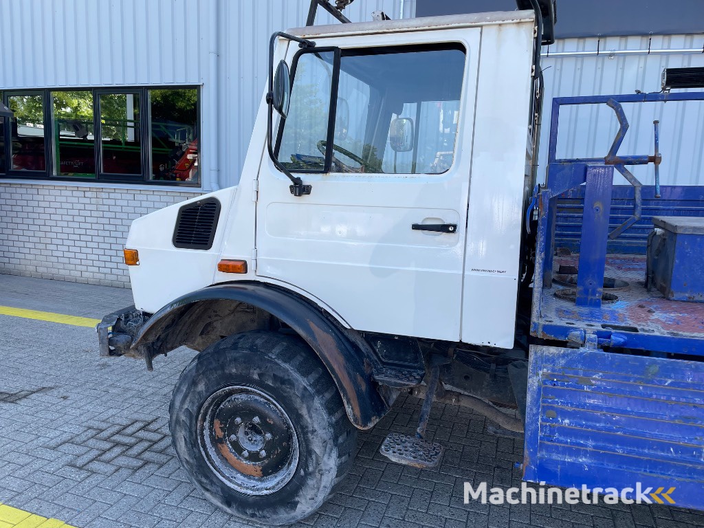 Unimog U 1300 L