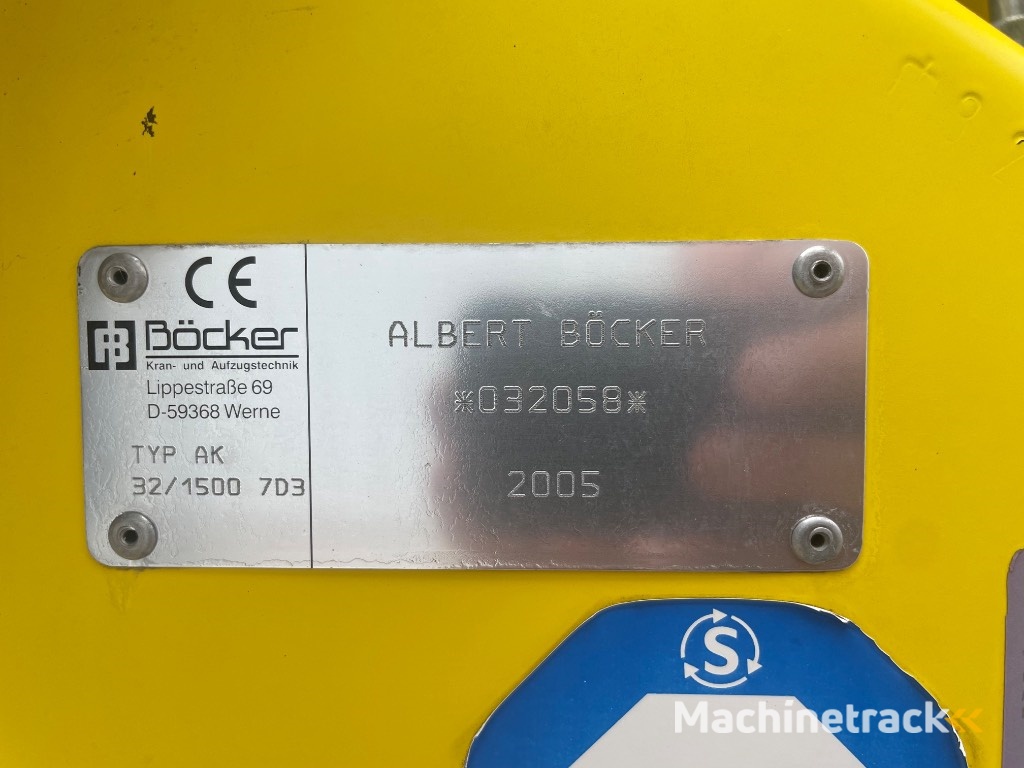 Böcker AK 32/1500