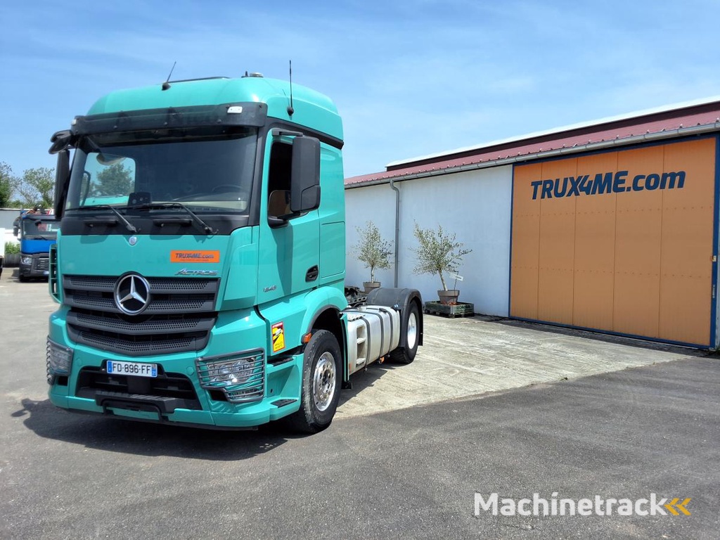 Mercedes Actros