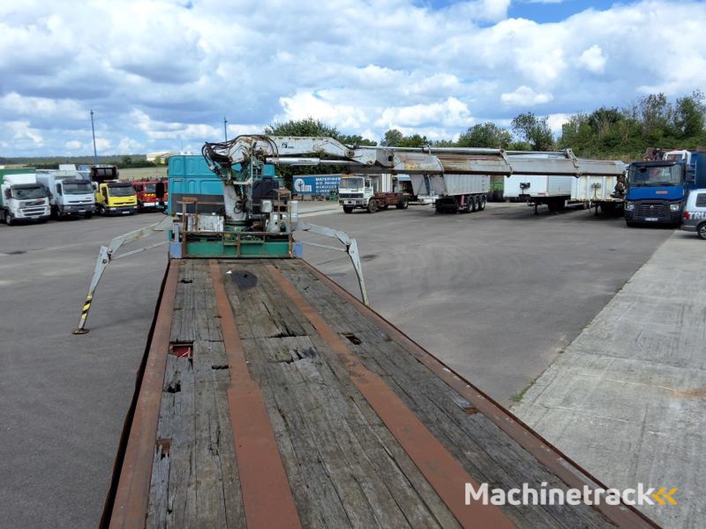 Floor Non-spécifié