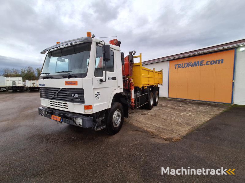 Volvo FL12