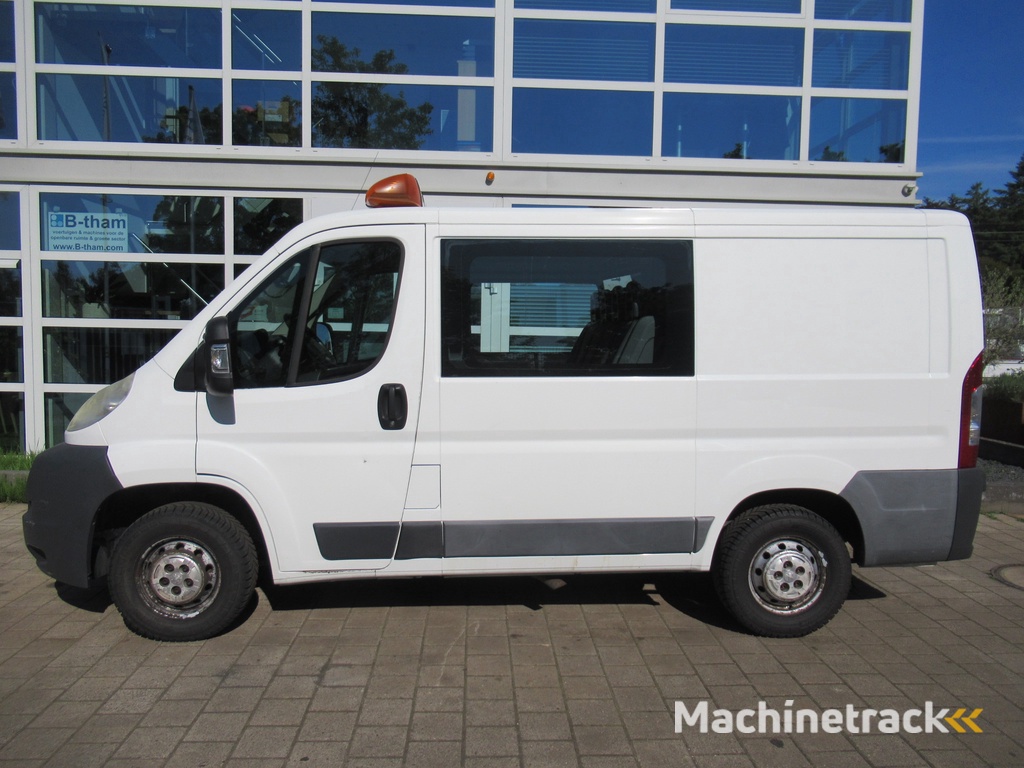 Peugeot Boxer 330 2.2 HDI 96KW L1H1 DOKA Dubbelcabine AIRCO P+
