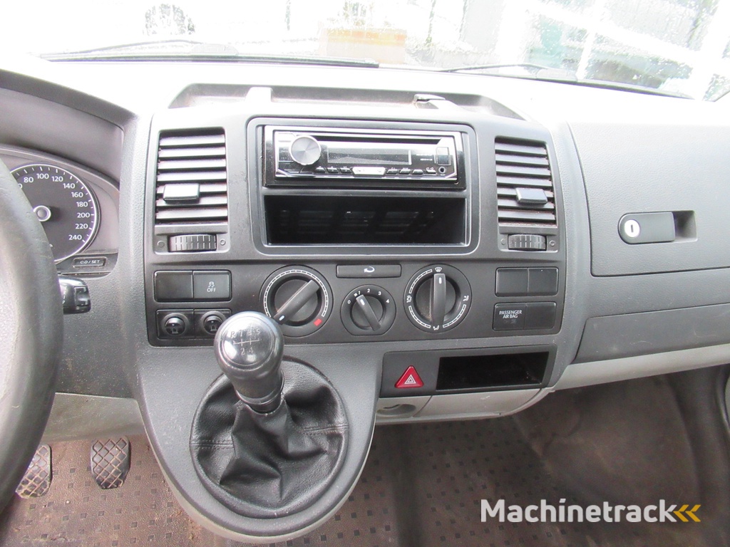 Volkswagen Transporter T5 2.0 TDI 62KW L2H1 Pick-Up Open laadbak