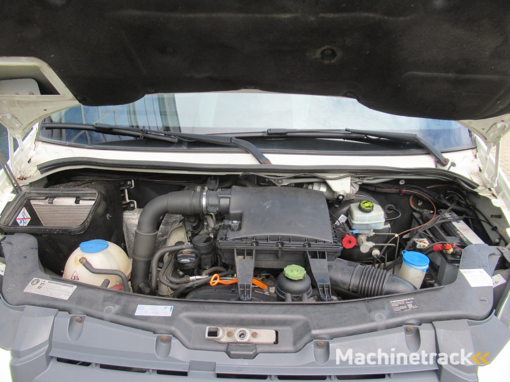 Volkswagen Crafter 32 2.5TDI 80KW Veegvuilkipper - Tipper