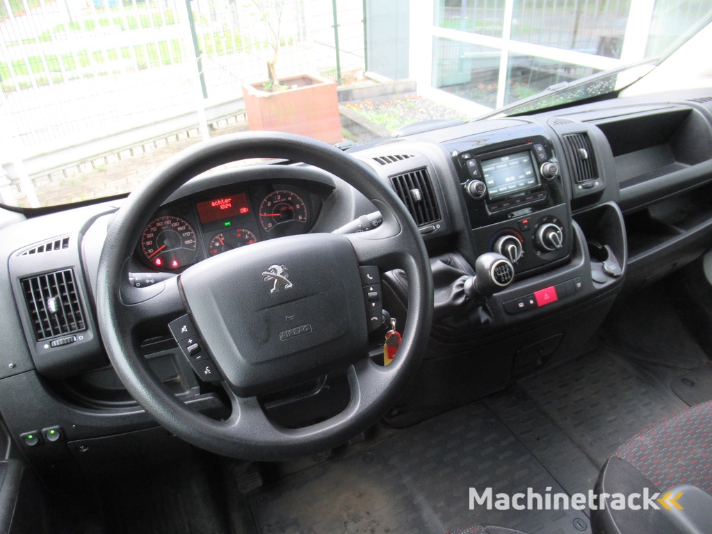 Peugeot Boxer 335 2.0 HDI 96KW L2 DOKA Dubbelcabine Kipper Veegvuil Tipper