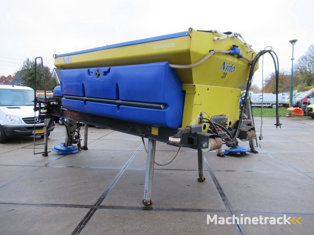 NIDO STRATOS B50-42 VCLN-490 5M3 + 2.200L HYDRO Salzstreuer Saltspreader Zoutstrooier