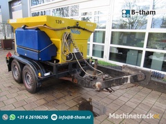 nido-stratos-b11-18-awaxn-1,1m3-500-l-zoutstrooier-saltzstreuer