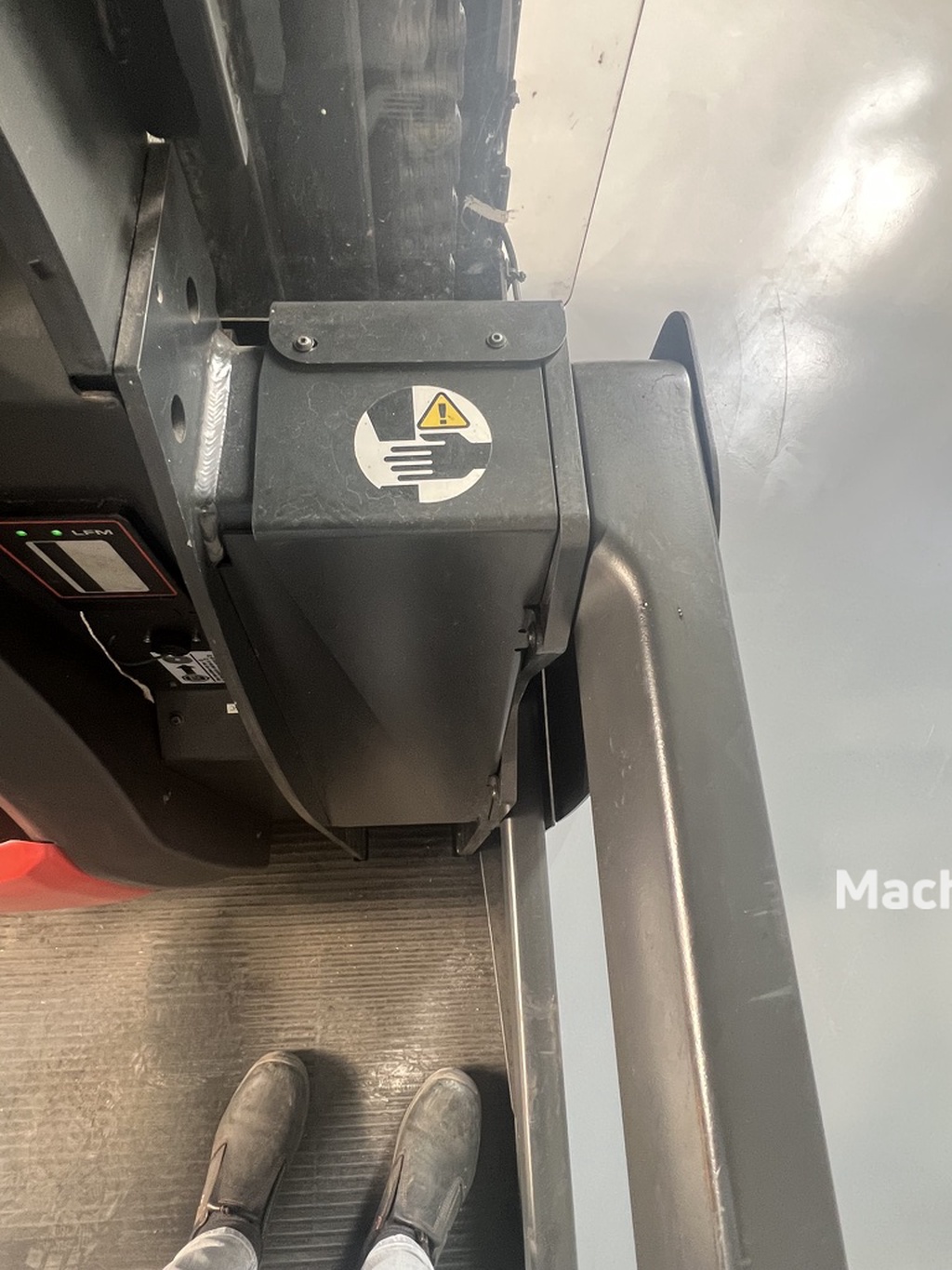 V ( 5213 ) - Wire Guidance !! PSA !! Triplex FFL !!