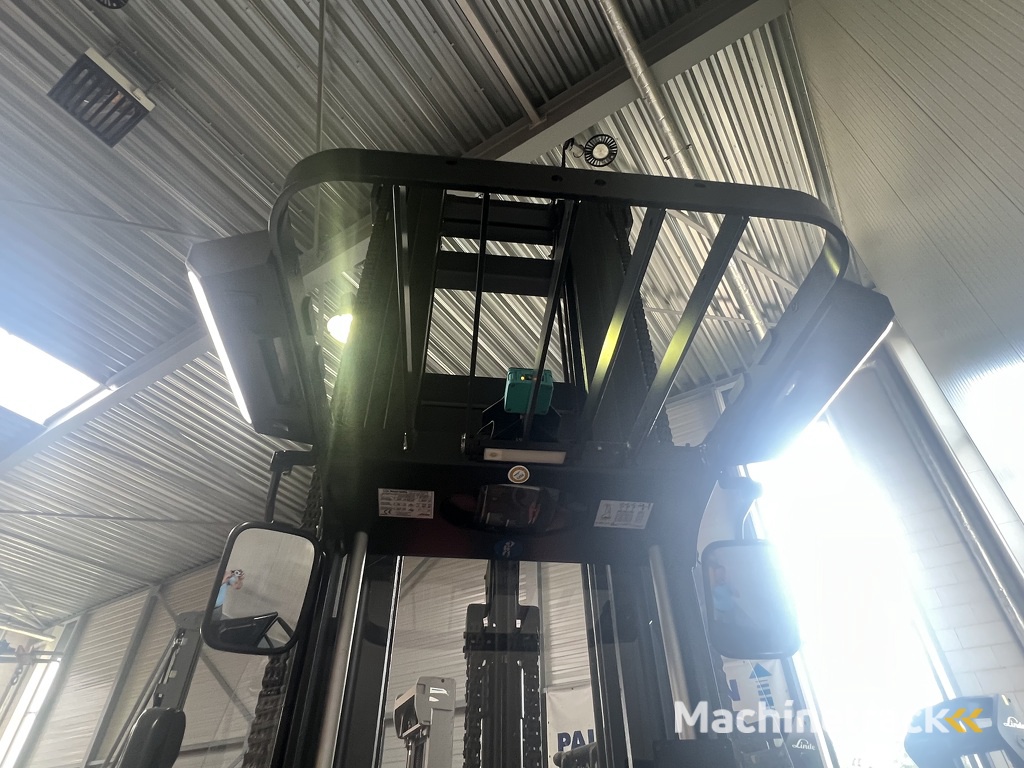 V ( 5213 ) - Wire Guidance !! PSA !! Triplex FFL !!