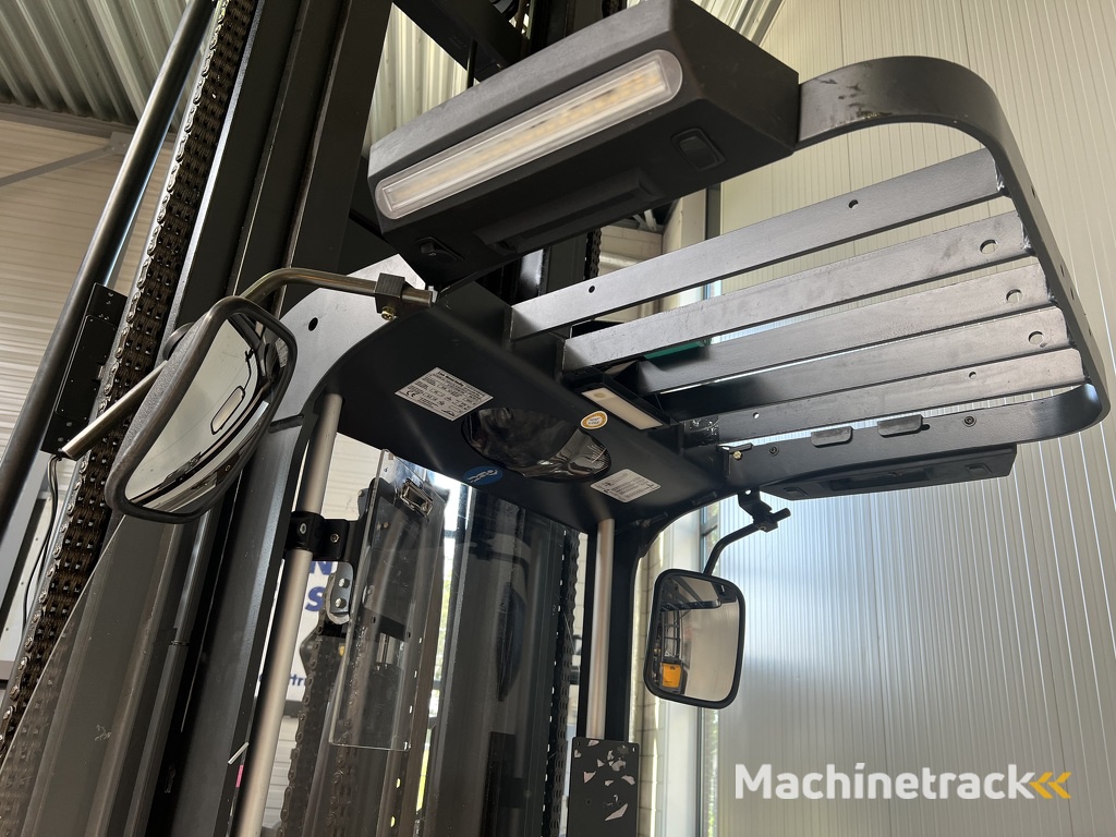 V ( 5213 ) - Wire Guidance !! PSA !! Triplex FFL !!