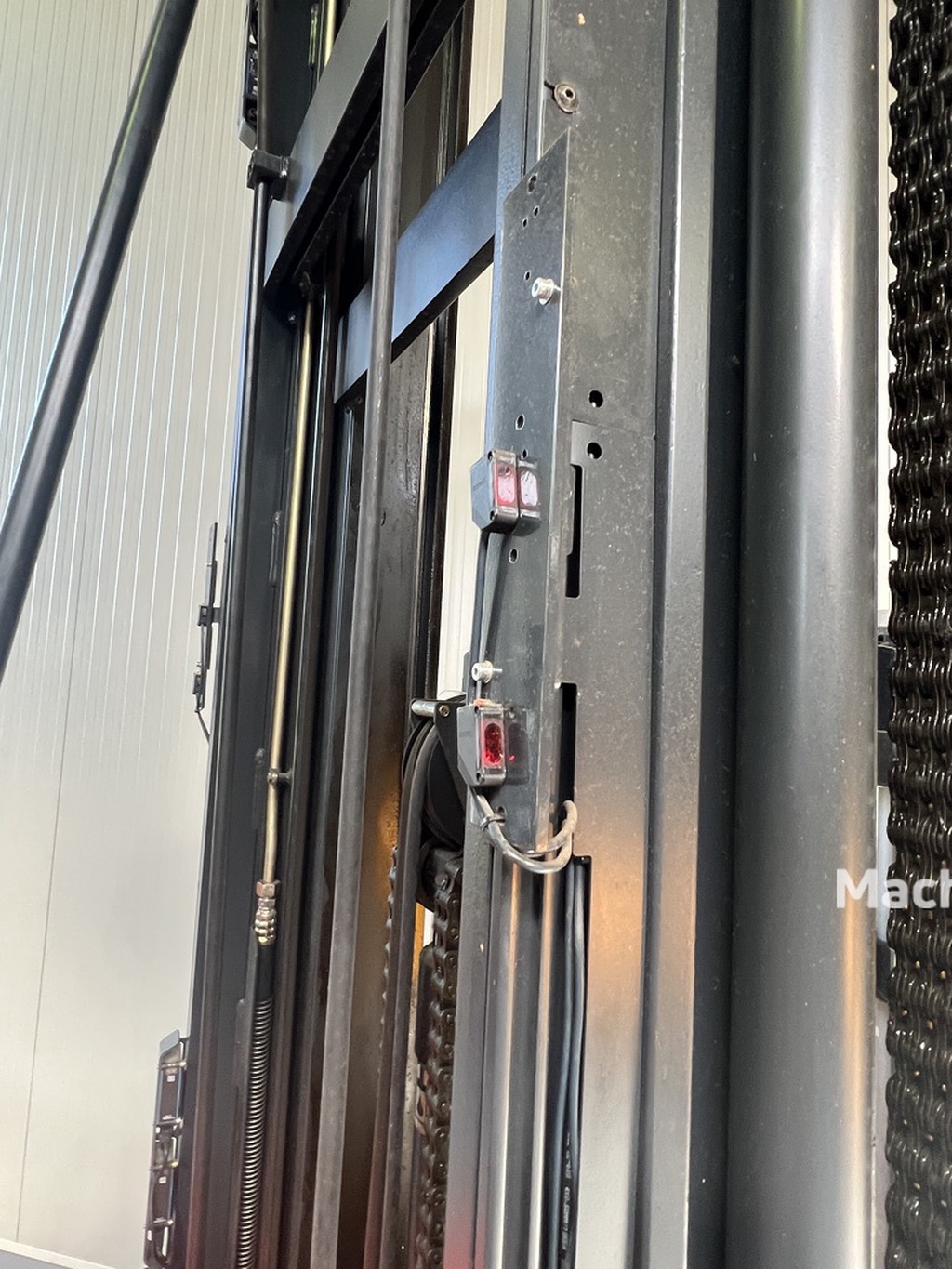 V ( 5213 ) - Wire Guidance !! PSA !! Triplex FFL !!