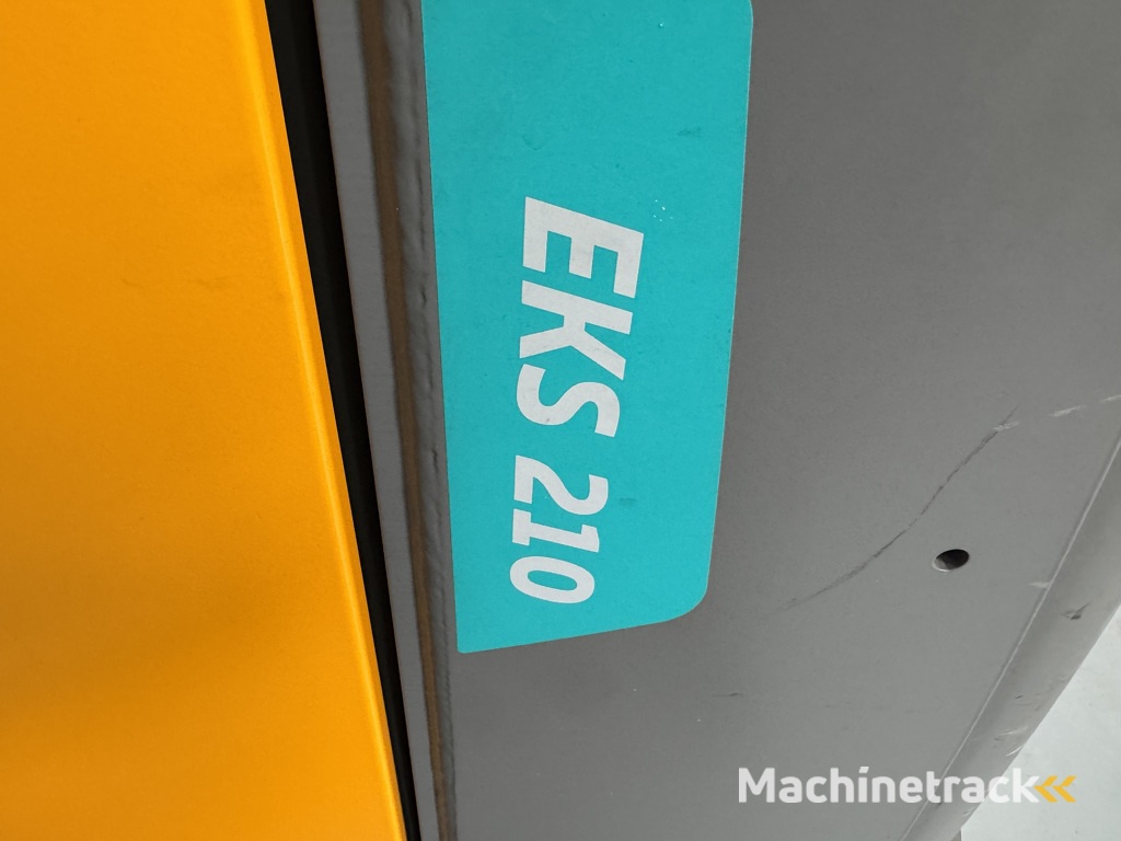 EKS 210 - Wire Guidance !! PSA !! DOUBLE steering !! Triplex FFL