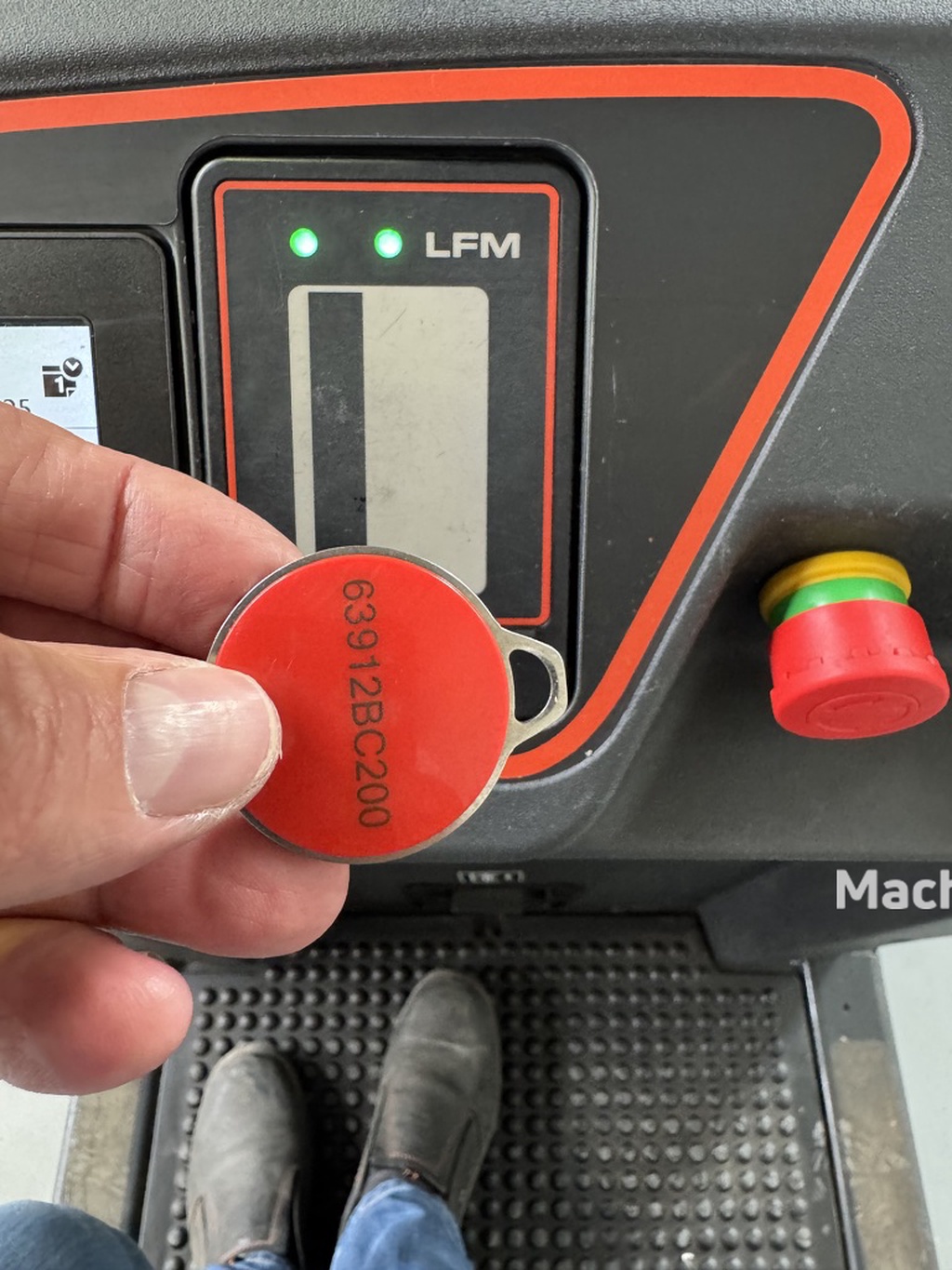 V 08-02 ( 4594 ) * DEMO !!