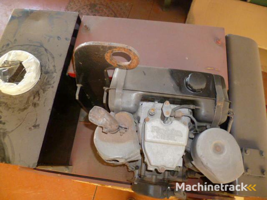 Ammann COMPACTEUR-A-MAIN