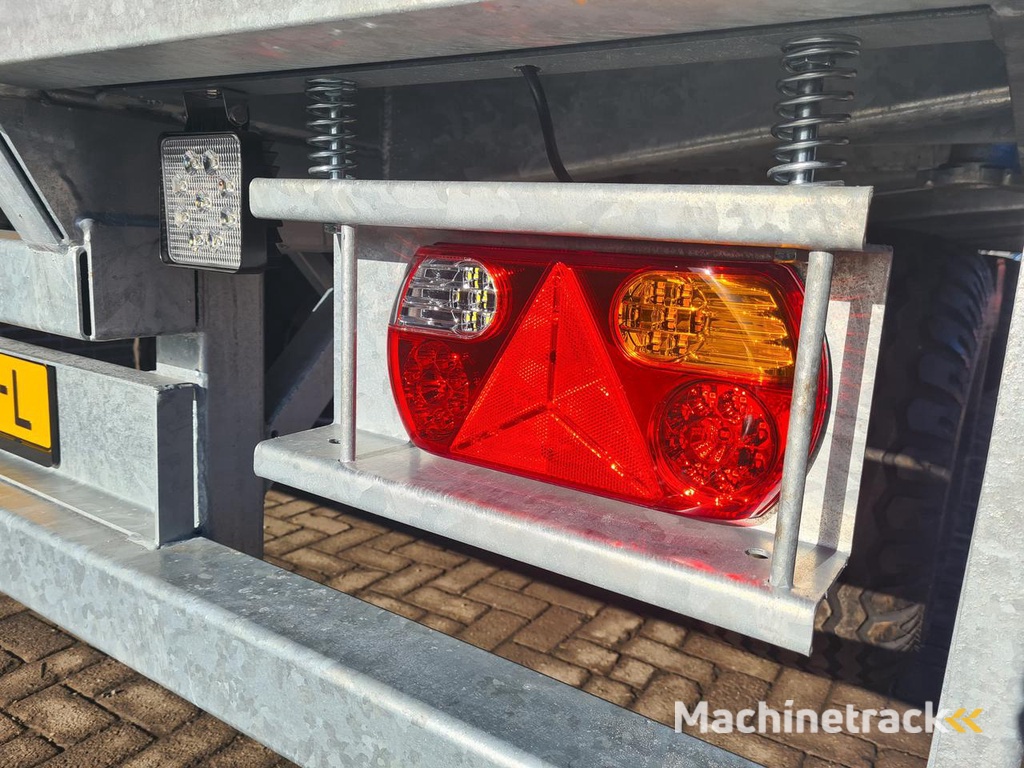 Verzinkte materiaalwagen