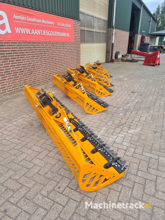 Grote voorraad maaikorven