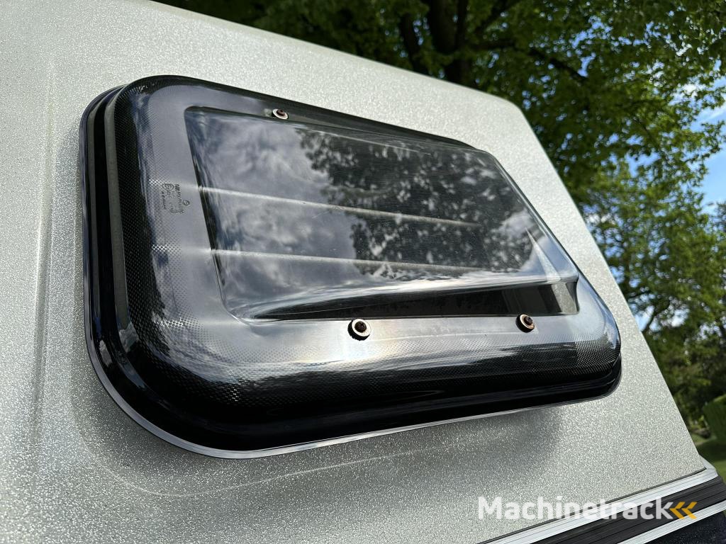 Blomert volpolyester zadelkamer