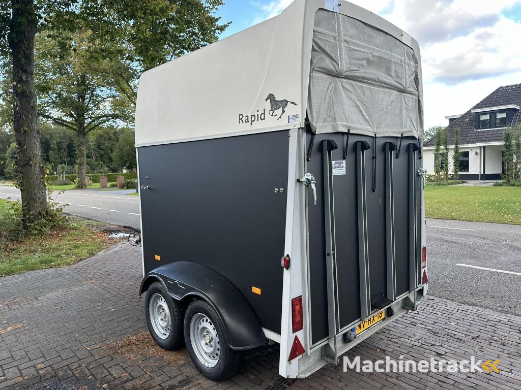 Humbaur Rapid 2 paards trailer zadelkamer