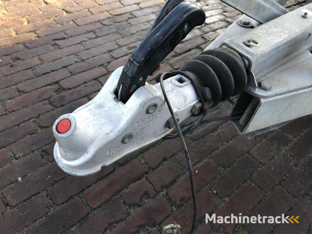 Hulco Medax-2 plateauwagen tandemasser