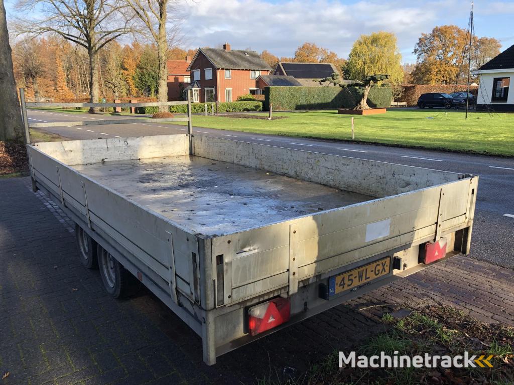 Hulco Medax-2 plateauwagen tandemasser