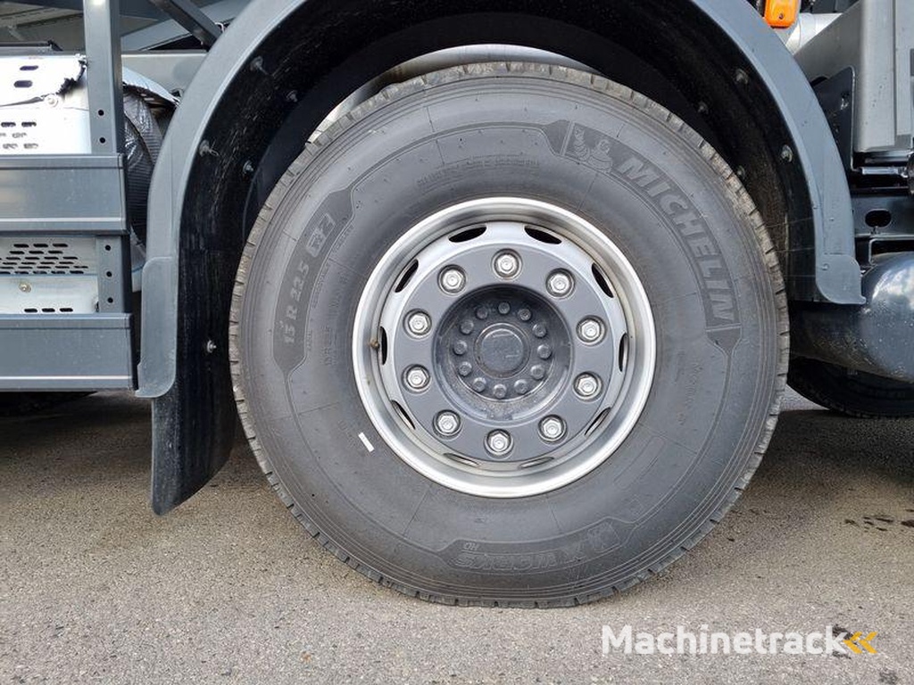 Iveco T-WAY-450-BENNE-RONDE
