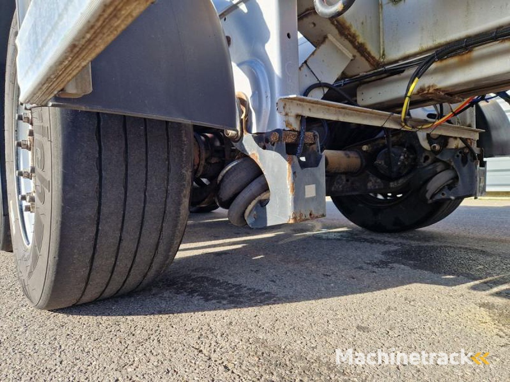 Lecitrailer PORTE CONTENEURS MULTI POSITIONS