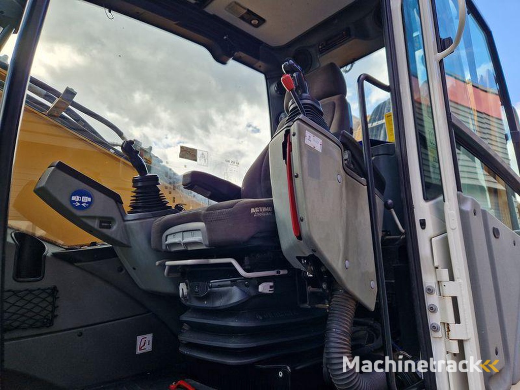 Liebherr LH22-M-INDUSTRY-LITRONIC