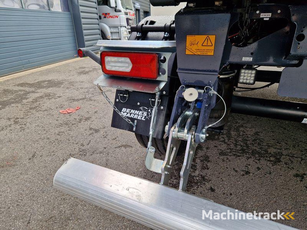 Marrel CARGOTRACK 26m3 PORTE HYDRAULIQUE