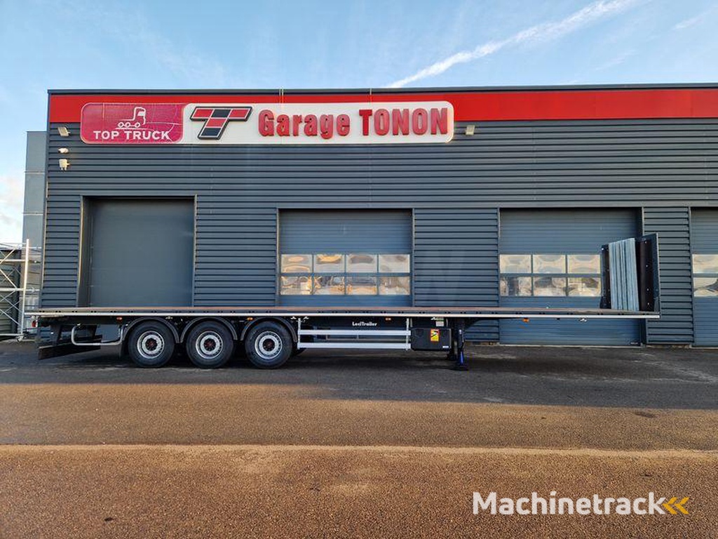 Lecitrailer PLATEAU TWISTLOCKS