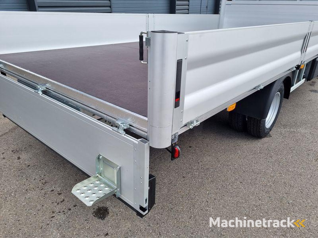 Iveco DAILY-35-180-PLATEAU-4.40m