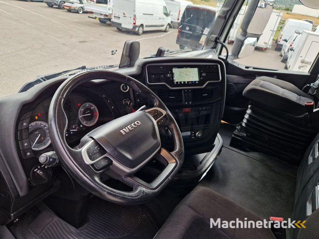 Iveco S-WAY