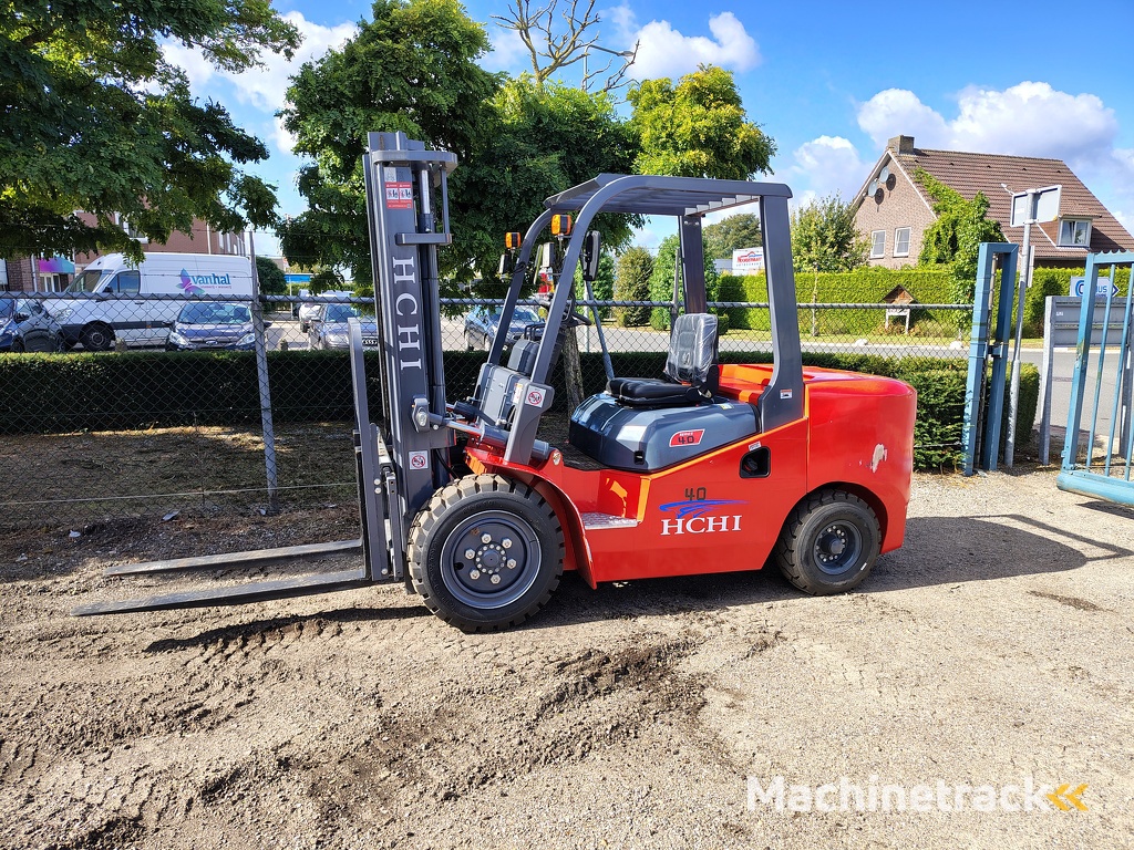 HEFTRUCK 4 TON DIESEL, DEMO/NIEUW!!!!