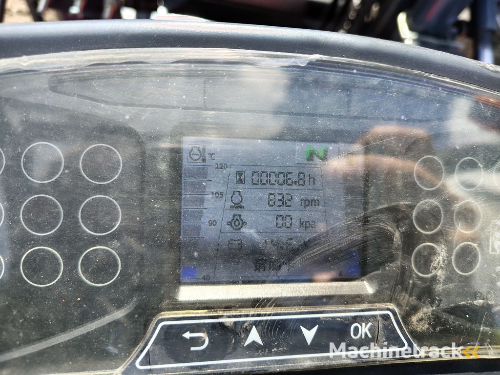 HEFTRUCK 4 TON DIESEL, DEMO/NIEUW!!!!