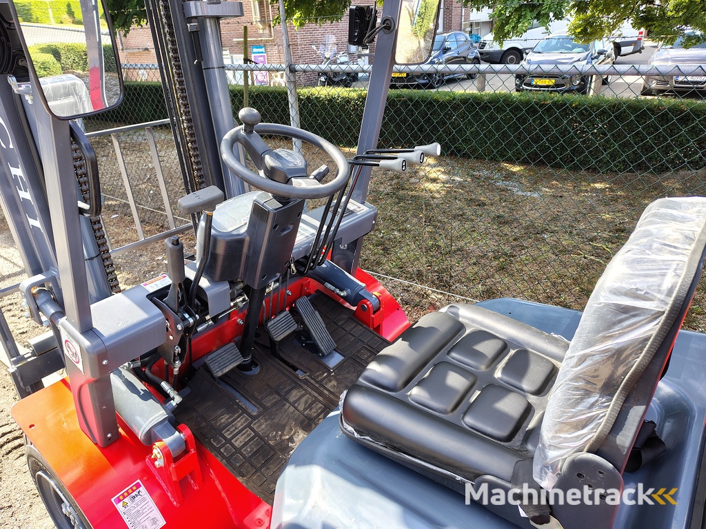 HEFTRUCK 4 TON DIESEL, DEMO/NIEUW!!!!