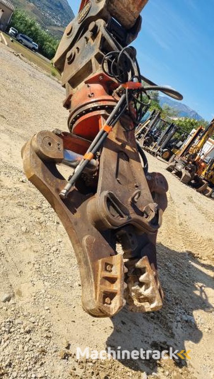 Rammer RD18-pour-pelle-20-à-30-tonnes