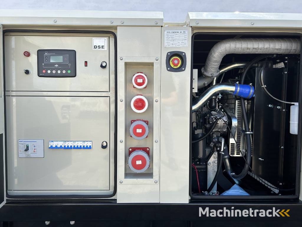Iveco NEF45TM3 - 132 kVA Generator - DPX-19792