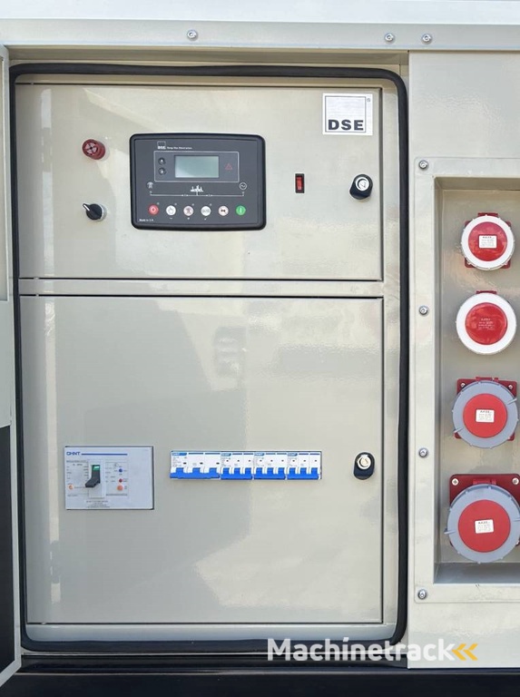 Iveco NEF45TM3 - 132 kVA Generator - DPX-19792